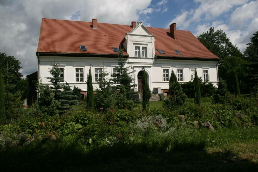 Miodowy Dwor Villa Rusinowo  Exterior photo